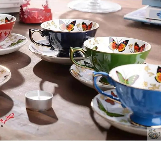 Tasse européenne porcelaine papillons |  Théières à la folie