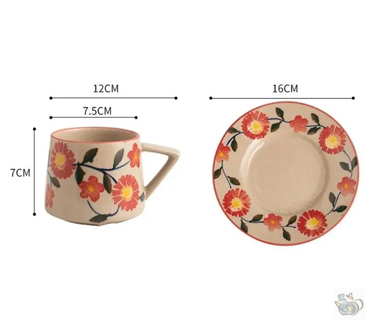 Tasse et soucoupe porcelaine fleurs rustiques