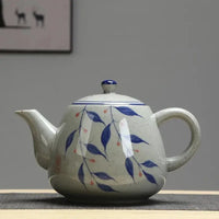 Thumbnail for Вінтажний синьо-білий керамічний чайник
