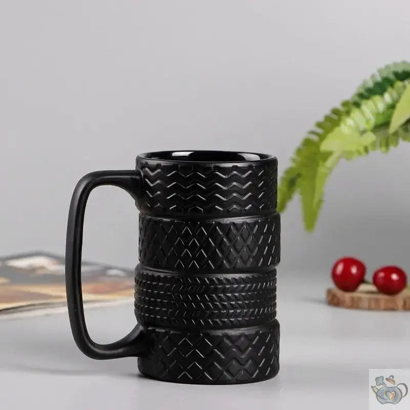 Mug céramique noire forme pneus | Théières à la folie