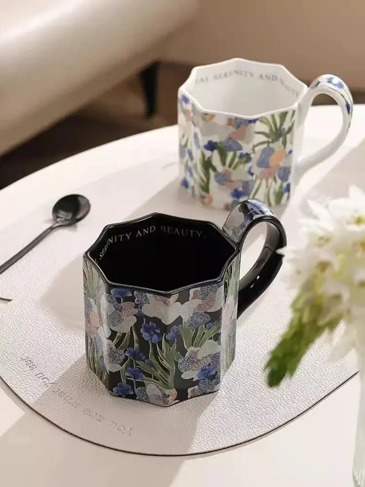 Mug porcelaine rétro-romantique aux iris | Théières à la folie