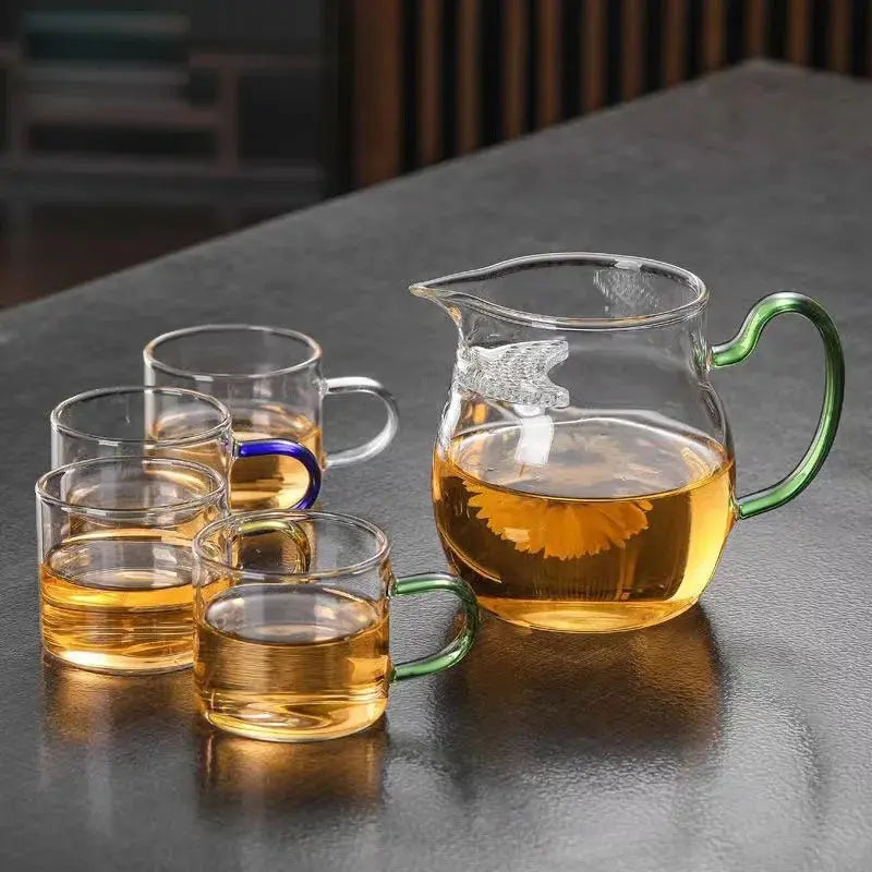 Küçük sürahi tasarımlı cam çaydanlık