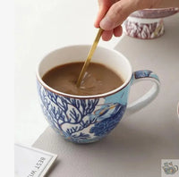 Thumbnail for Service à thé en porcelaine fonds marins bleus | Théières à la folie