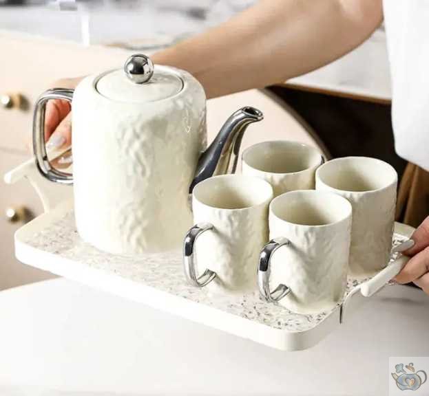 Set thé porcelaine crème argent sur plateau | Théières à la folie