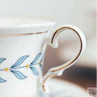 Thumbnail for Tasse à thé porcelaine blanche frise végétale | Théières à la folie