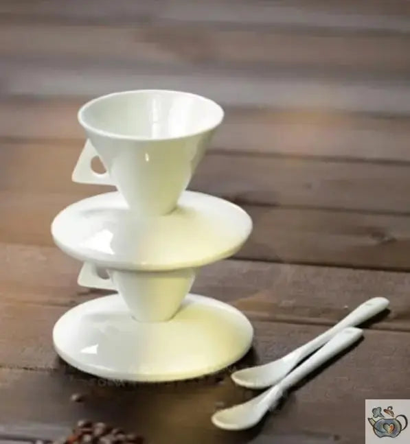 Tasse art design conique porcelaine blanche | Théières à la folie