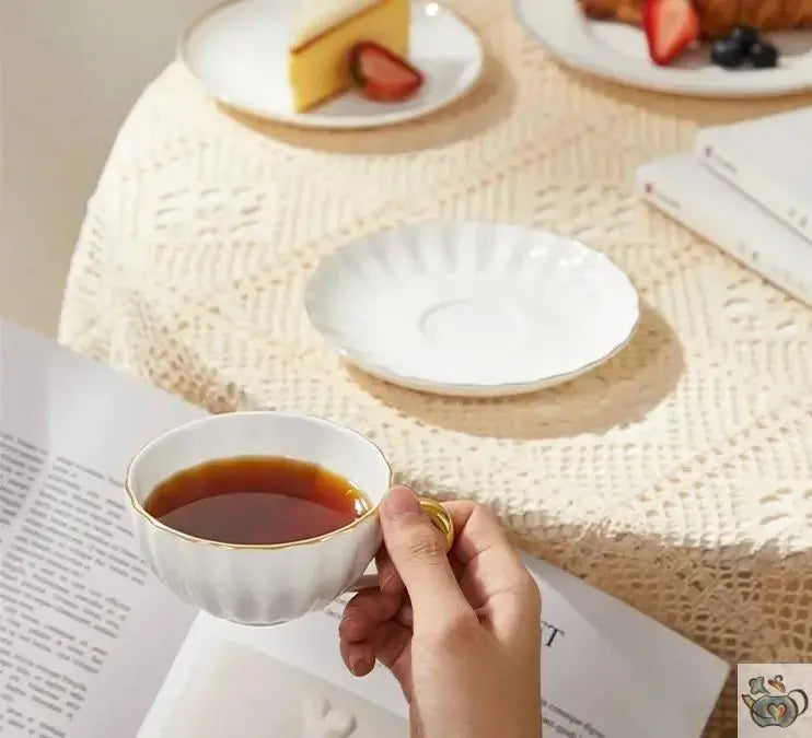 Tasse en porcelaine blanche intemporelle | Théières à la folie