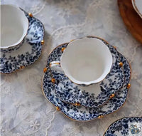 Thumbnail for Tasse en porcelaine fleurie bleu sur blanc | Théières à la folie