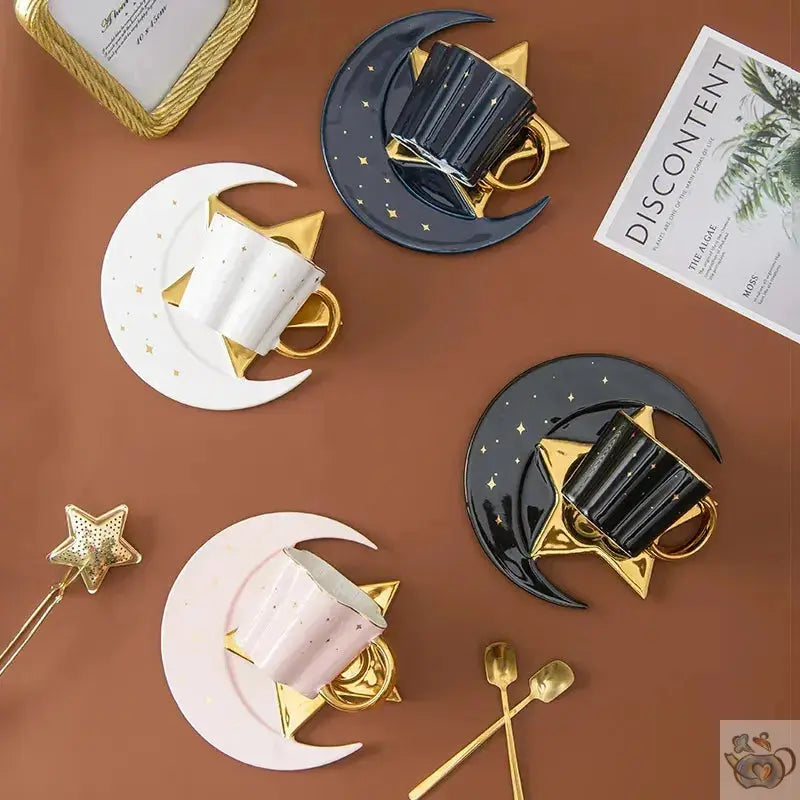 Tasse en porcelaine sur soucoupe lune étoilée | Théières à la folie