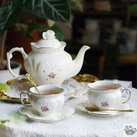 Thumbnail for Théière blanche fleurie de petites roses | Théières à la folie