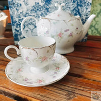 Thumbnail for Théière en porcelaine fleurie Europe d'antan | Théières à la folie