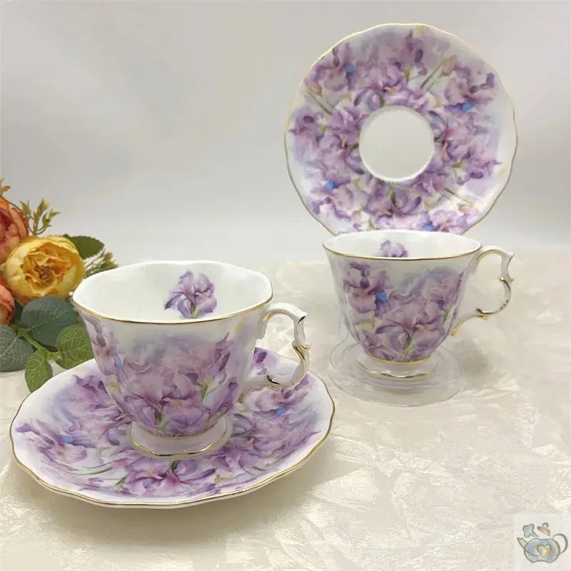 Théière en porcelaine iris mauves en aquarelle | Théières à la folie