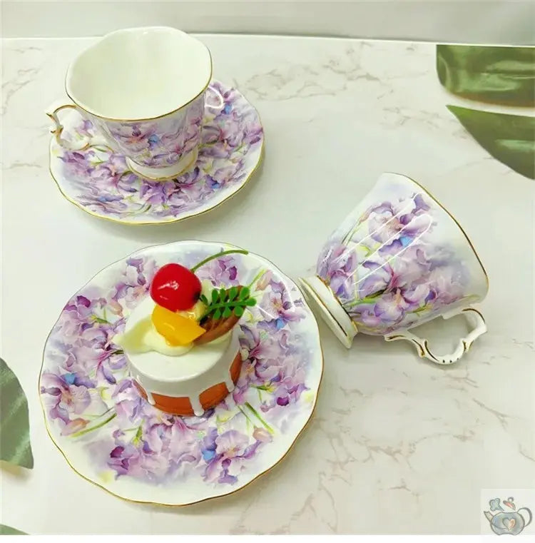 Théière en porcelaine iris mauves en aquarelle | Théières à la folie