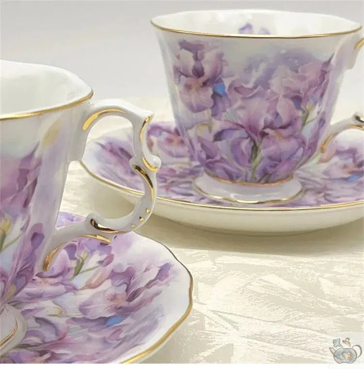 Théière en porcelaine iris mauves en aquarelle | Théières à la folie