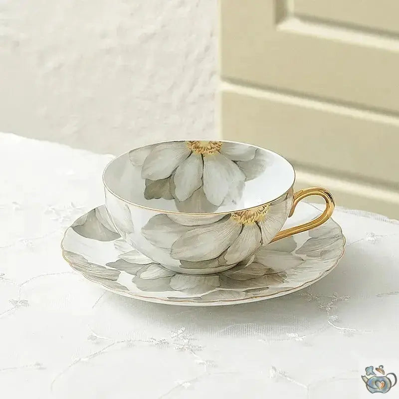 Théière et tasse fleuries en porcelaine fine | Théières à la folie