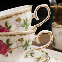 Thumbnail for Théière en porcelaine anglaise fleurs légères | Théières à la folie