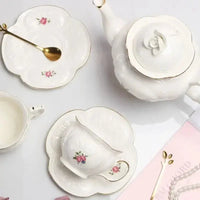 Thumbnail for Théière porcelaine d'antan aux petites roses | Théières à la folie