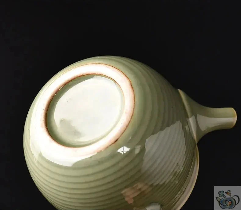 Théière poterie vert Celadon, design japonais | Théières à la folie