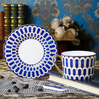 Thumbnail for ​Tasse en porcelaine bleu des 