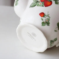 Thumbnail for Théière en porcelaine fraises du jardin Théières à la folie