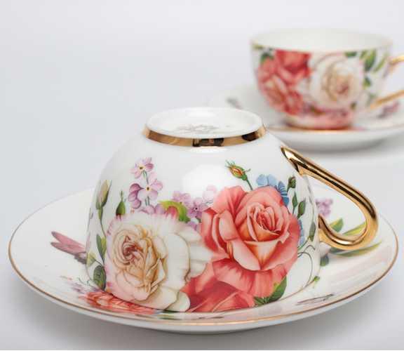 ​Service porcelaine pour 2 "roses thé"  |  Théières à la folie