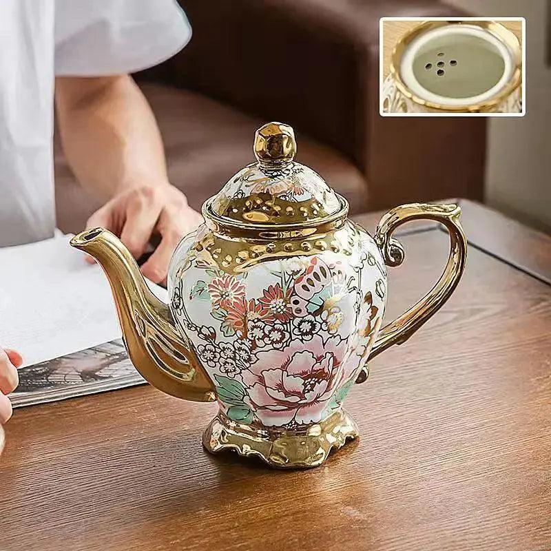 ​Service thé à l'anglaise en porcelaine  |  Théières à la folie