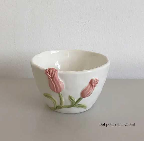 ​Tasse blanche tulipes roses 3D | Théières à la folie