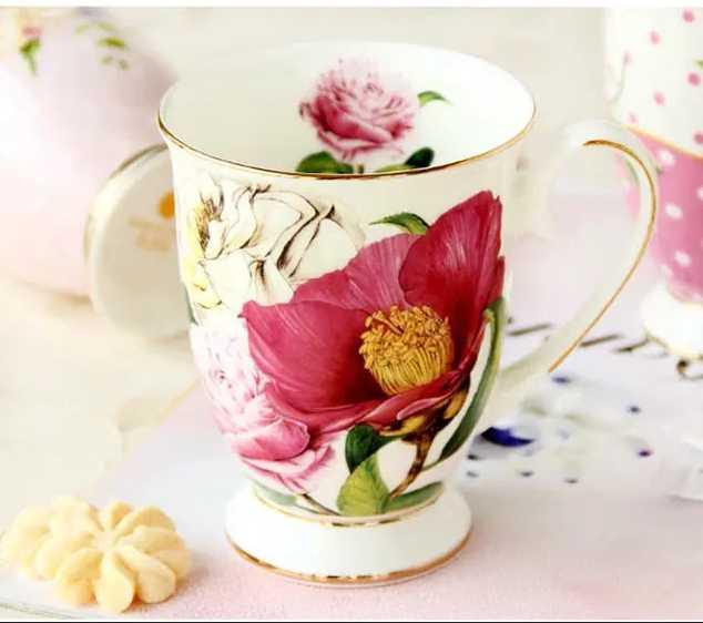 ​Tasse mug porcelaine motif floral  |  Théières à la folie