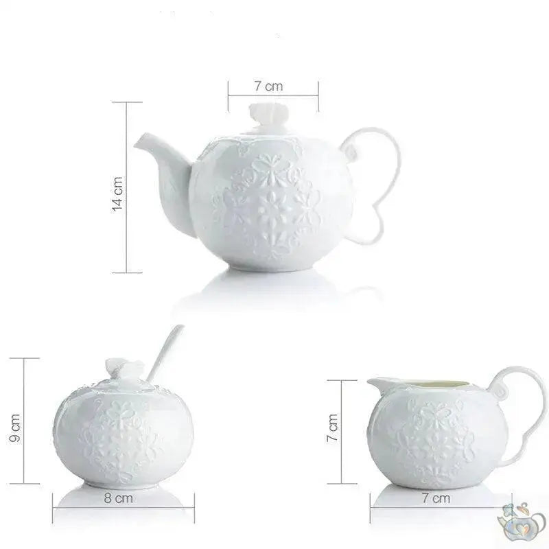 ​Théière blanche relief papillons | Théières à la folie