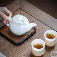 Thumbnail for ​Théière en porcelaine de jade nuance verte | Théières à la folie