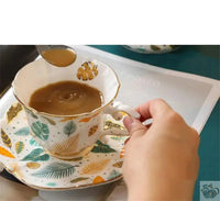Thumbnail for ​Théière française porcelaine jolies feuilles | Théières à la folie
