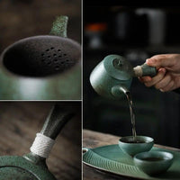 Thumbnail for ​Théière antique japonaise en gré vert | Théières à la folie