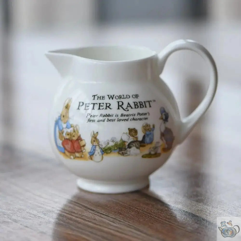 Théière et sa suite en porcelaine "Peter Rabbit" Théières à la folie